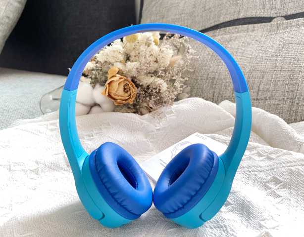 网课好伴侣－保护耳朵的贝尔金儿童蓝牙耳机