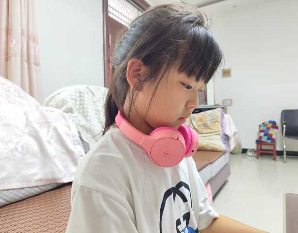 贝尔金BELKIN儿童蓝牙耳机评测：呵护儿童听力，网课必备品